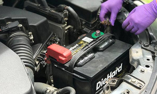 cambio-baterias-coche-y-moto